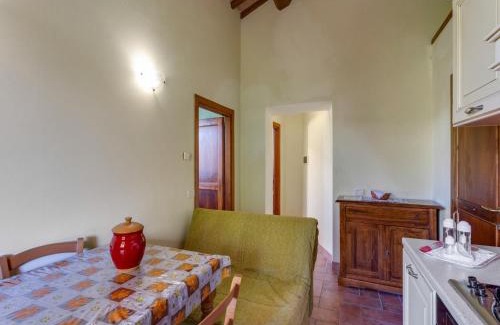 Casole d'Elsa Apartment | Scenic Apartment in Casole d'Elsa with Pool
