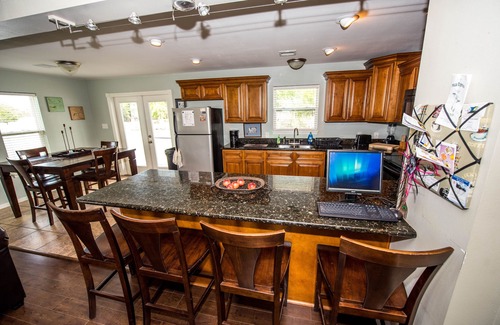 Chauvin House | Scenic Bayou Side Home; Cocodrie Robinson Canal Bridge is open!