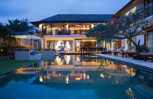Manggis Villa | Scenic Hilltop Escape with Private Pool – Bali Villa 1030
