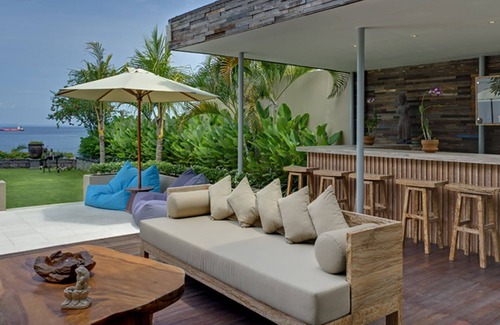 Manggis Villa | Scenic Hilltop Escape with Private Pool – Bali Villa 1030