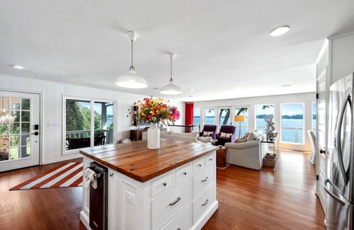 Leesburg House | Scenic Solitude on Weiss Lake