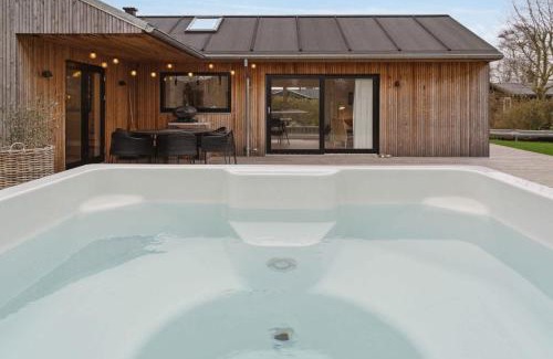 Kysing House | Scenic Summer House With Space For The Family