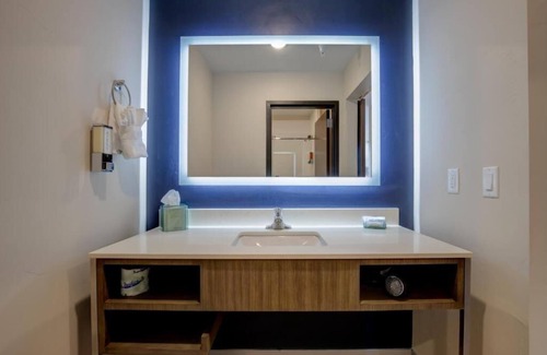 Moab South Valley Hotel | Scenic View Inn & Suites Moab
