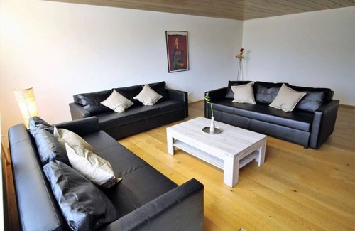 Ingersheim House | Schöne, Große Wohnung mit Parkplatz und Terasse