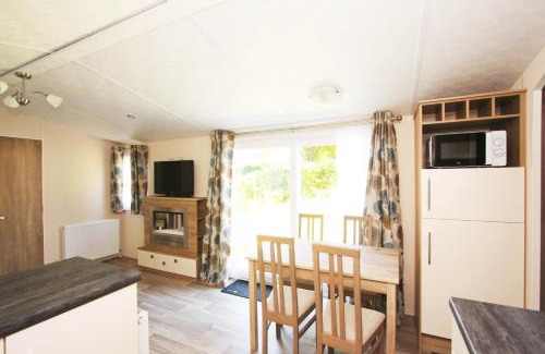 Poppendorf Apartment | schönes Chalet Tinyhouse in Ostseenähe 13km - sehr ruhige Dorflage