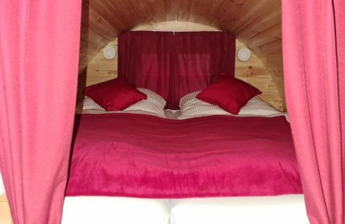 Rees Other | Schlaffass Holzfass im Banjapark Rees ohne Banja Sauna