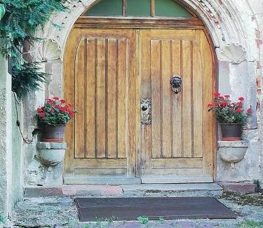 Mugeln House | Schloss Ruhethal