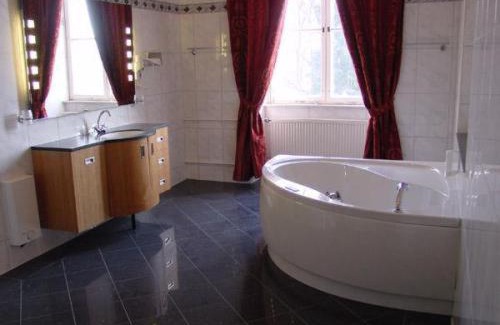 Ruehstaedt Hotel | Schlosshotel Rühstädt Garni - Natur & Erholung an der Elbe