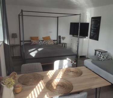 Raubling Apartment | Schoberkurve