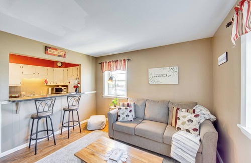 Gap Apartment | 'Schoolhouse Haven' in Gap: Communal Grill & Patio