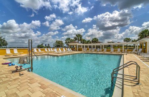 Okahumpka House | Screened Lanai New-Build Home in The Villages!