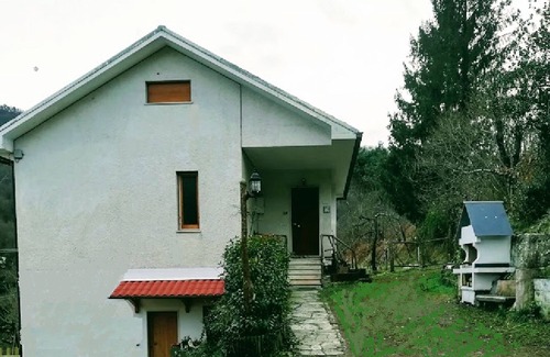 Carrodano Inferiore House | Sea 5 Terre,quiet,indipendent,lawn,bbq,FreeWiFi,children,pets