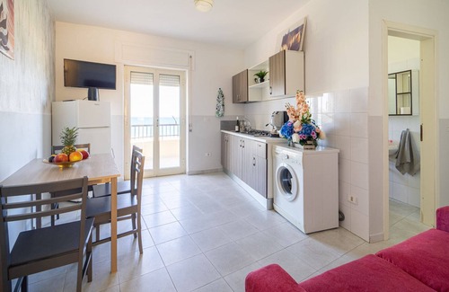 Marina di Strongoli Apartment | Sea Apartment with Panoramic View