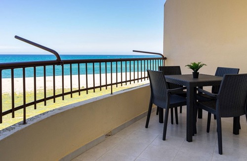Marina di Strongoli Apartment | Sea Apartment with Panoramic View