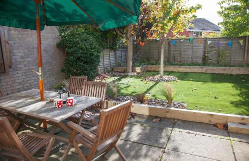 Deepdale House | Sea Aster