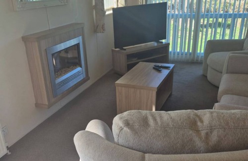 Newquay Villa | Sea Breeze Villa near to Newquay sleeping 6 guests