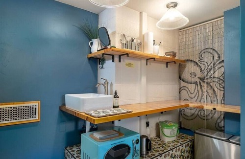 Morro Bay House | Sea Cave Retreat | Downtown Morro Bay | Privacy+