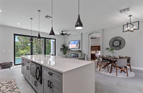 Historic Braden Castle House | Sea Gem | Waterfront Oasis w/Pool, Dock + Paddle/Kayaks