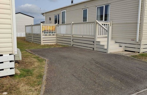 Pevensey House | Sea Holly - Your Static Caravan Seaside Escape - Fitness - Pool - Restaurant