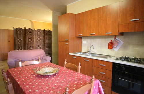 Vignacastrisi Apartment | "Sea land" Bilocale in Villa with Garden