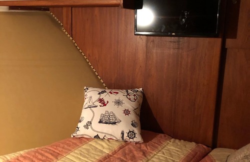 Aprilia Marittima Boat Rental | Sea Life Boat and Breakfast