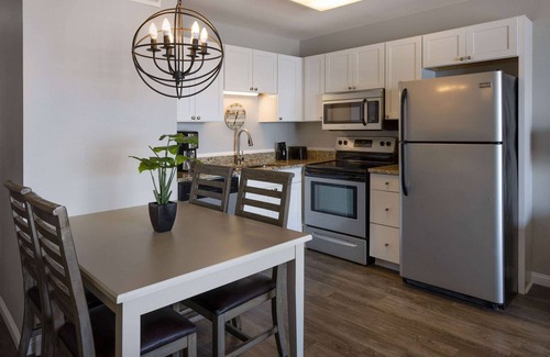 Garden City Apartment | Sea Mystique Murrells Inlet a Ramada by Wyndham