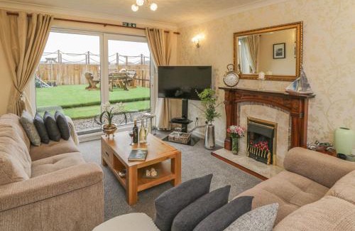 Muston House | Sea Roke