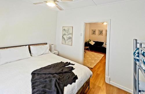Dalrymple Apartment | Sea Salt at Stansbury Apartment 1