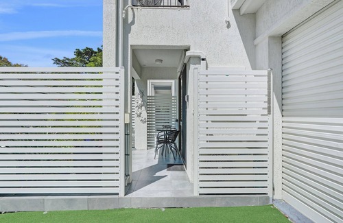 Clifton Beach Apartment | Sea Turtle ncozy studio in marvelous Clifton Beach