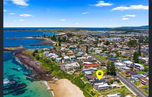 Shellharbour House | Sea View - Absolute Beachfront Shellharbour