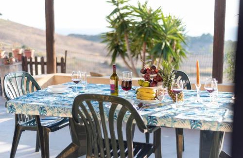 Borgo Bonsignore Apartment | Sea View Apartment Via Tiziano 55 m²