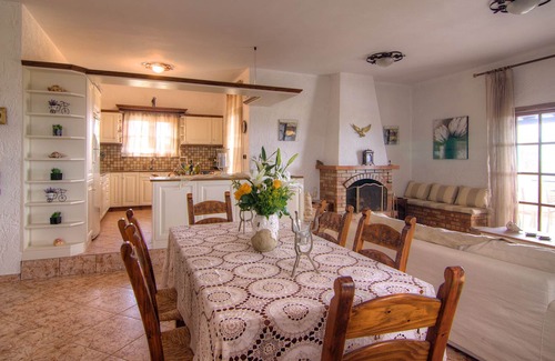 Adelianos Kampos Villa | Sea view, full privacy, walking distance to a sandy beach and shops!