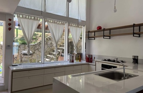 Buzios House | Sea view house in Búzios in an environmental preservation area.