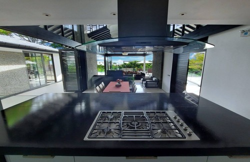 Patong Villa | Sea view Patong Grand villa