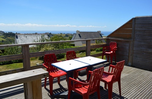 Crozon House | Sea view with terrace and garden for hiking, sailing, beach .