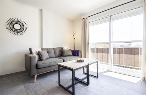 La Trinidad Apartment | Sea & Wave Bailen Great Views Apartment