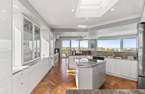 Balgowlah Heights House | Seabreeze - Beach House W Pool