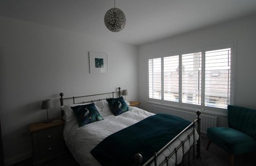 Bangor Apartment | SEACLIFF ROAD APARTMENT