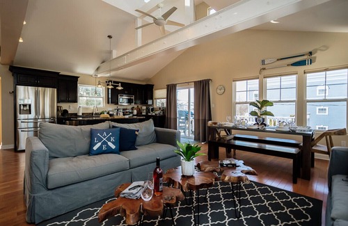 New Buffalo Apartment | Seaclusion Condo on the Harbor