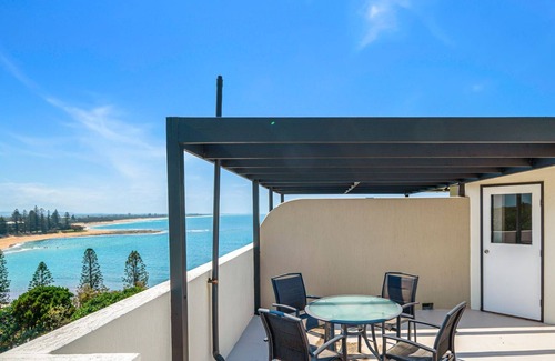 Moffat Beach Apartment | Seacrest Unit 4 Moffat Beach QLD