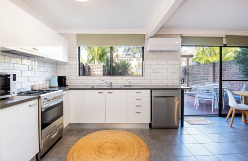 Woolgoolga House | Seadream on Nelson. New Listing.npet Friendly , 300m Stroll to Beach and Cafes
