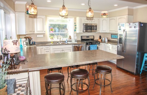Homer House | Seafarer's Beach House Beach Front Property, Amazing Views!