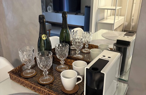 Marinas Apartment | Seafront flat, recently renovated, inside the only shopping mall in Angra (Piratas Mall)