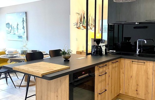 Pleneuf-Val-Andre Apartment | SEAFRONT APARTMENT VAL ANDRE ALL INCLUSIVE FOR 5 PEOPLE