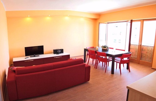Gallipoli Apartment | Seafront apartment. 3 double beds and 3 bathrooms