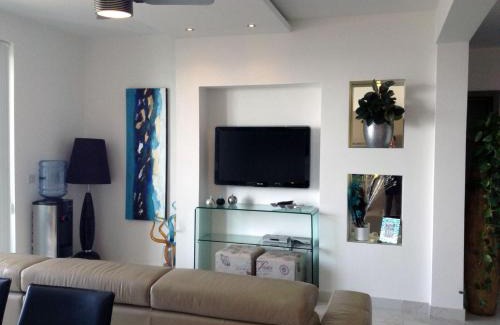 Qawra Apartment | Seafront Apartment With Pool