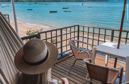 Canto Grande House | Seafront house for up to 12 people