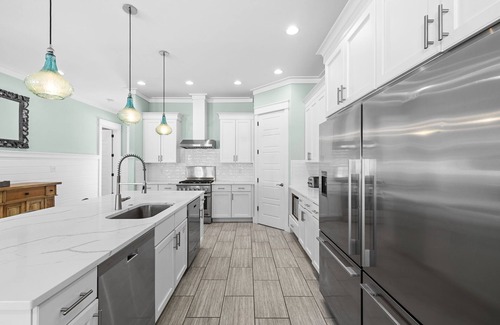 San Juan House | Seagrove - 1 Block from Beach, GOLF CART, Private Pool, Game Room, Bikes & Tesla Charger!