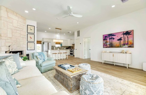 Surfside Beach House | Seahaven - Beach Views - Family Friendly - Fenced