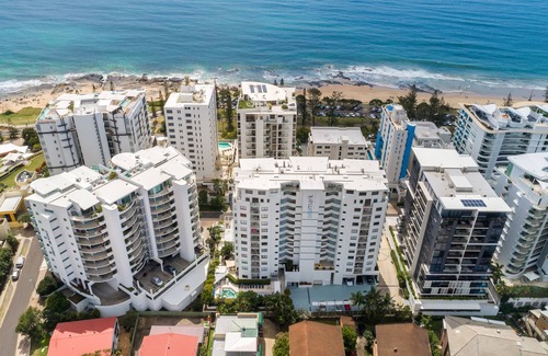 Mooloolaba Apartment | Seamark on First